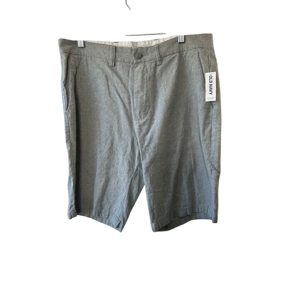 Old Navy Gray Ultimate Slim Flat Front 10" Shorts Men's 32 NEW